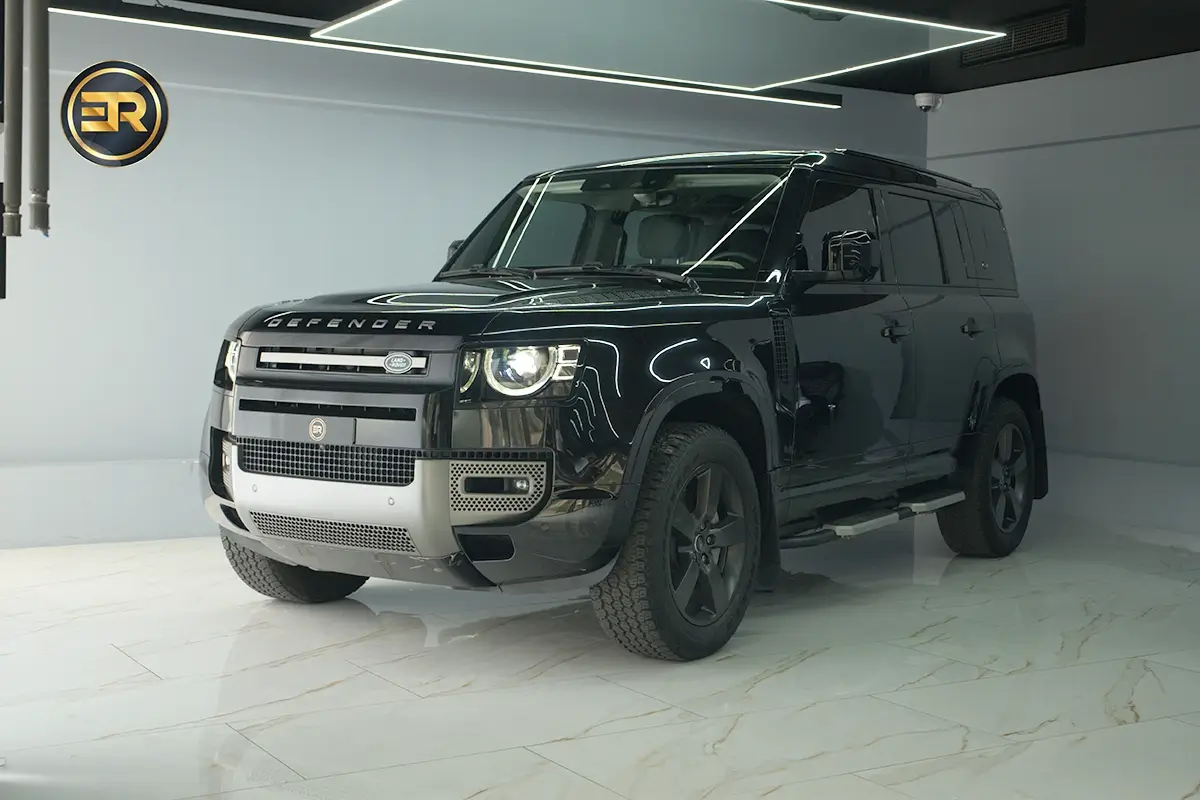 Rent Range Rover Defender Exterior in Dubai