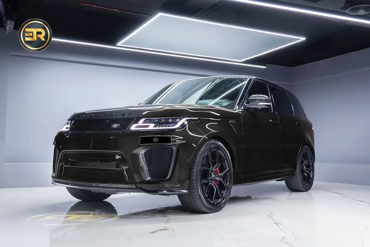 Range Rover SVR Black