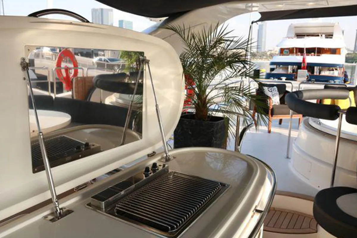 Azimut-Yachts-Azimut-98-Leonardo_0025_img33_result