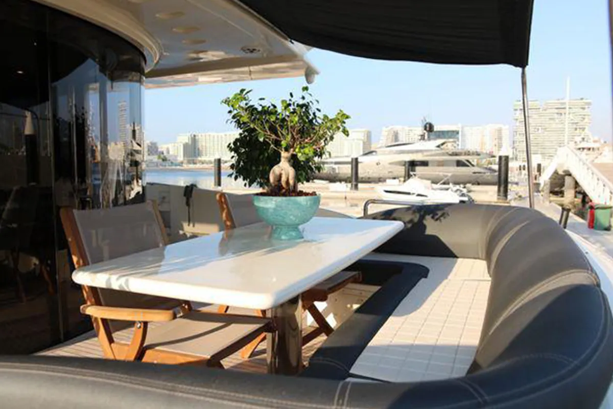 Azimut-Yachts-Azimut-98-Leonardo_0026_img34-(1)_result