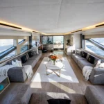 Numarine 105HT - Upper Deck