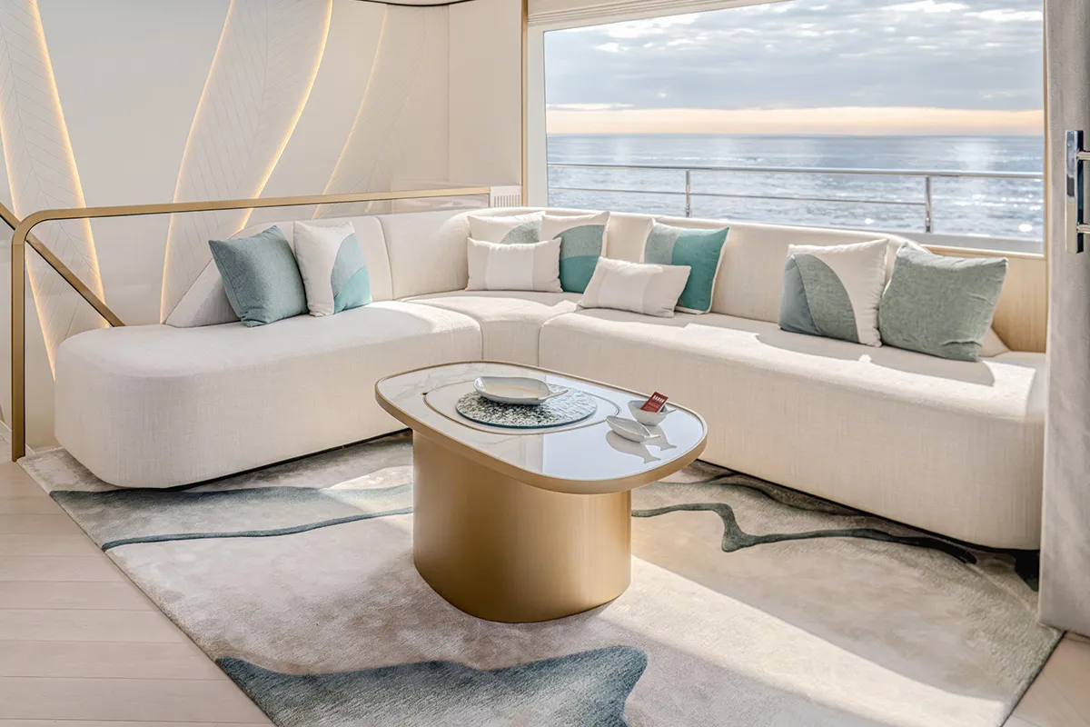 Majesty-100_0010_img99_result