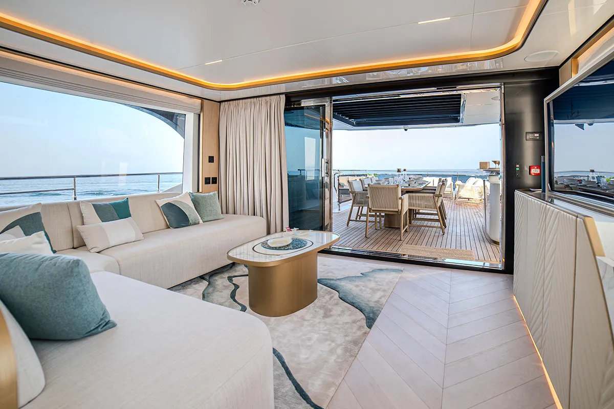 Majesty-100_0011_img95_result