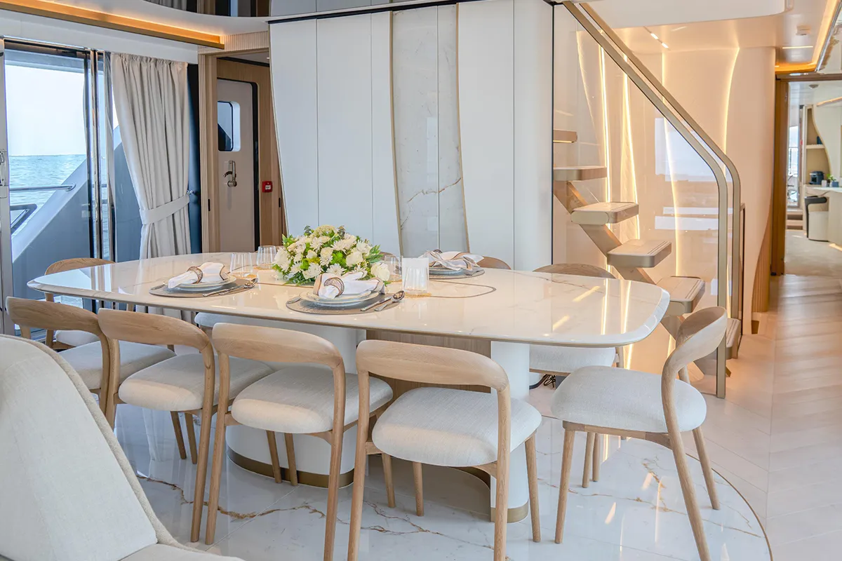 Majesty-100_0013_img67_result