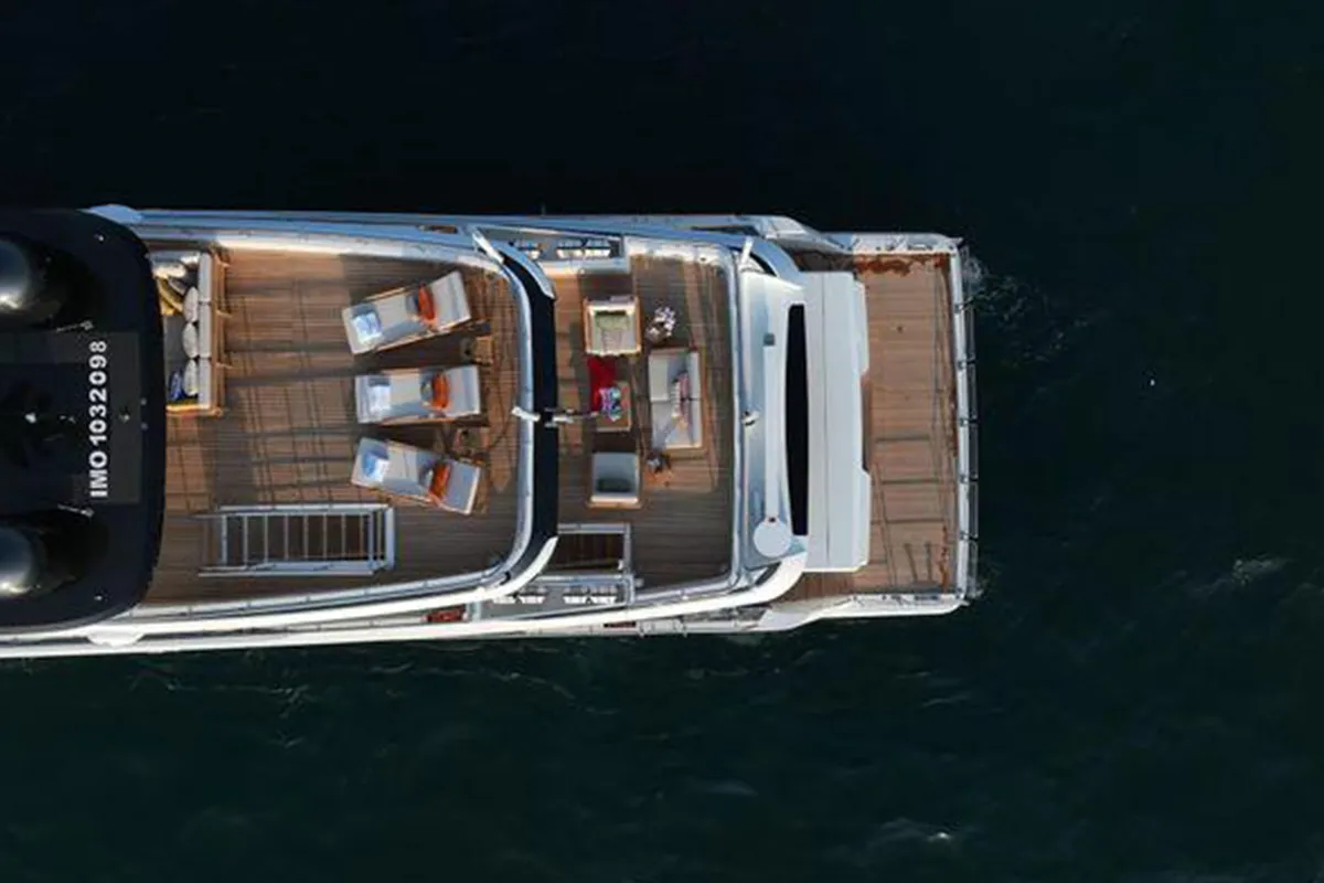 Majesty-120_0009_img47_result