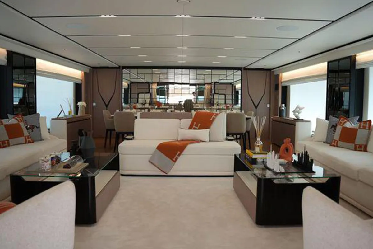 Majesty-120_0018_img28_result