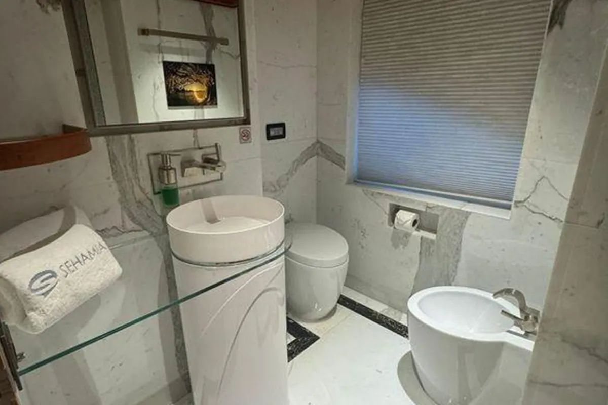 Majesty-155_0009_img54_result