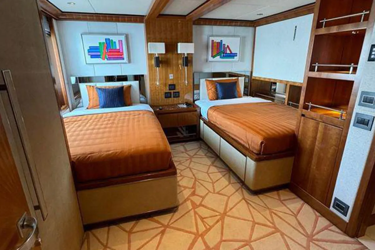 Majesty-155_0019_img47_result