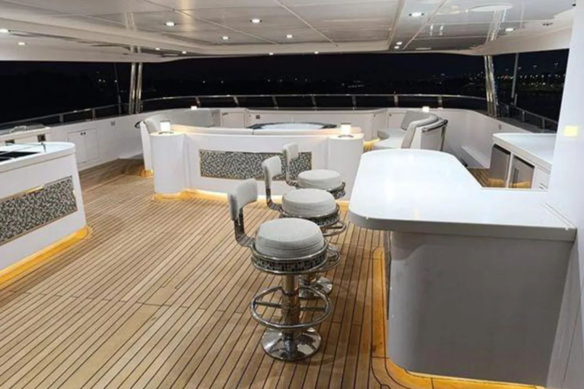 Majesty-155_0024_img36_result