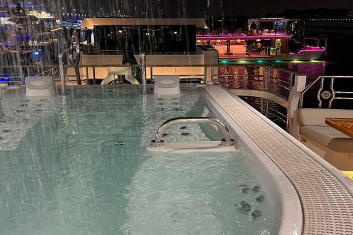 Majesty-155_0026_img32_result