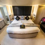 Azimut Jumbo 100 - Master Cabin