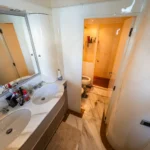 Azimut Jumbo 100 - VIP Cabin