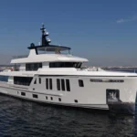 BEE Explorer Yacht - Exterior View