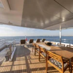 BEE Explorer Yacht - Rear View